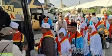 rangkaian-ibadah-haji-selesai,-jemaah-gelombang-pertama-tiba-di-indonesia-hari-ini
