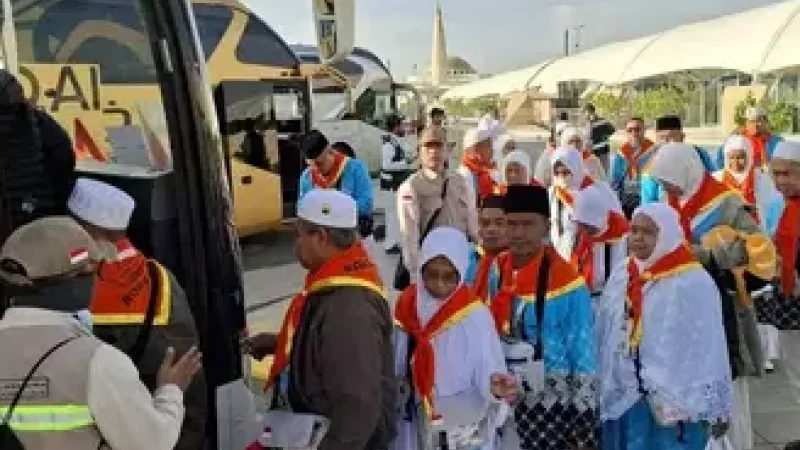 rangkaian-ibadah-haji-selesai,-jemaah-gelombang-pertama-tiba-di-indonesia-hari-ini