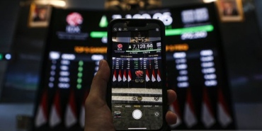 ihsg-ditutup-menguat-dipimpin-saham-sektor-energi