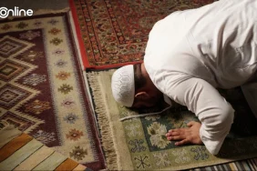 musafir-bingung-imam-salat-qashar-atau-sempurna?-ini-solusinya