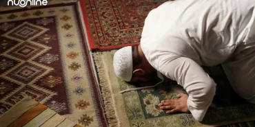 musafir-bingung-imam-salat-qashar-atau-sempurna?-ini-solusinya