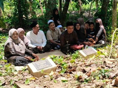 tradisi-jak-bak-jeurat,-cara-masyarakat-aceh-merawat-silaturahmi-dan-mengingat-akhirat