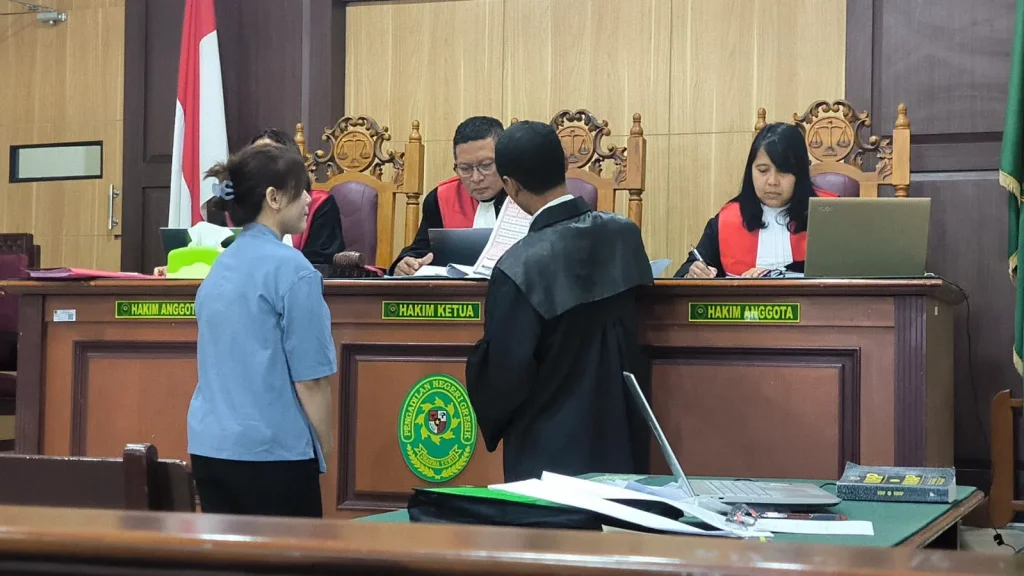 sidang-investasi-rp5-juta-jadi-rp6,2-juta,-rista-akhirnya-buka-suara-di-pn-gresik