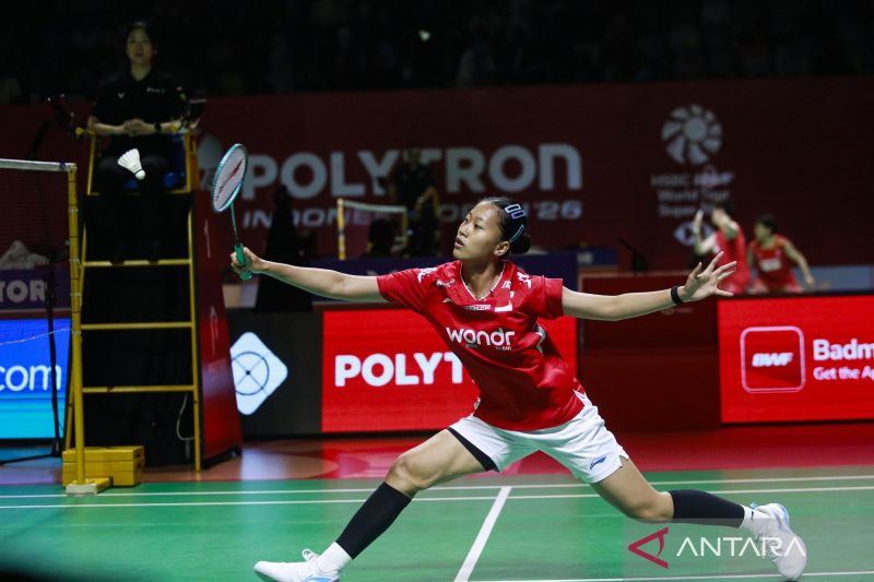 taklukan-michelle-li,-putri-kw-melaju-ke-babak-8-besar-polytron-indonesia-open-2026