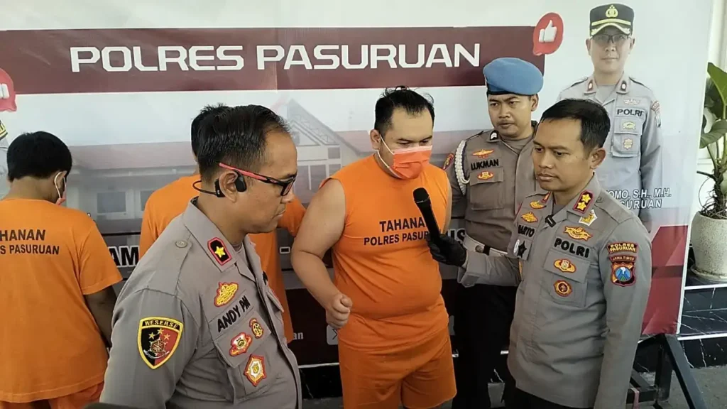 bos-wisma-tretes-ditangkap,-aksi-koboi-jalanan-dipicu-sengketa-layanan-hiburan-malam