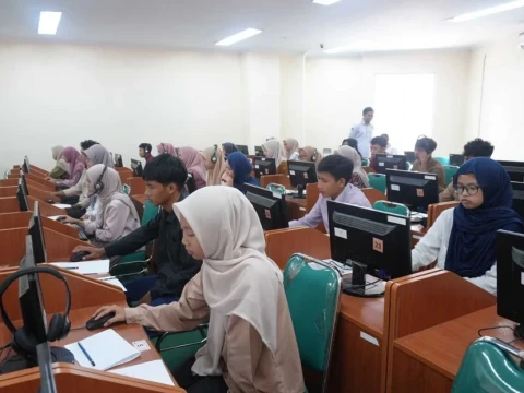 seleksi-um-ptkin-2026-digelar-serentak,-diikuti-peserta-difabel-hingga-mahasiswa-asing