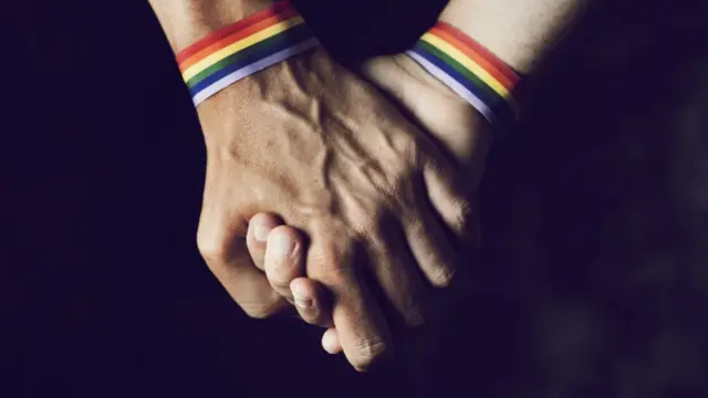 heboh!-grup-facebook-gay-gresik-bikin-geger,-lpbhnu-angkat-bicara