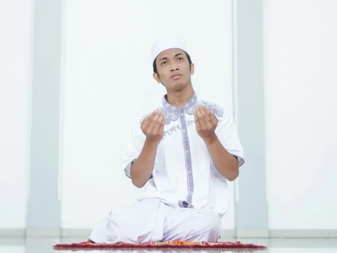 amalan-dari-syekh-salim-sa’id-ketika-punya-suatu-hajat-penting