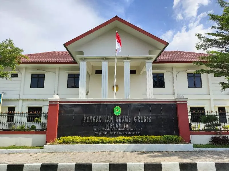 gawat!-judi-online-diduga-hancurkan-ratusan-rumah-tangga-di-gresik,-angka-perceraian-bikin-miris