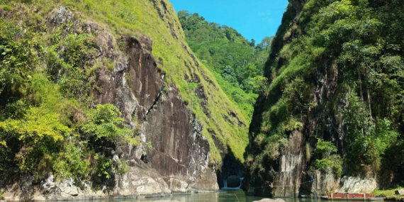 Leuwi Tonjong, Ngarai Sungai Tersembunyi di Kaki Gunung Gong