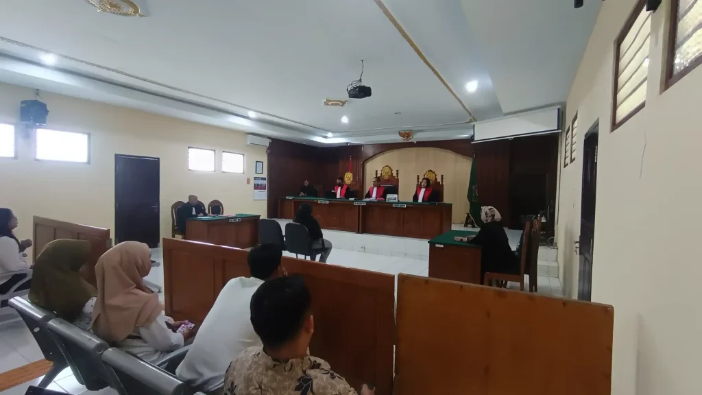 dituntut-3-tahun-penjara,-mantan-pegawai-bank-di-probolinggo-justru-divonis-bebas