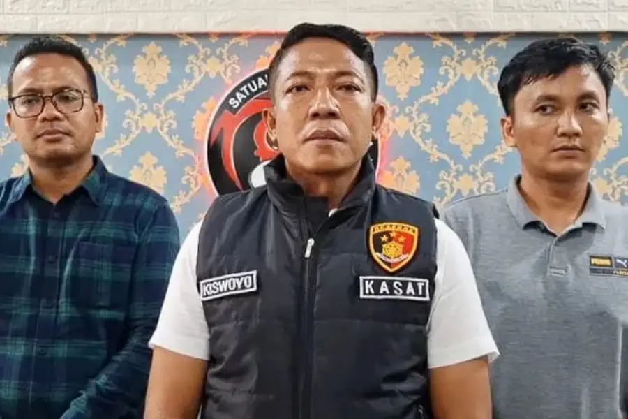 polres-bangkalan-bongkar-jaringan-sabu-bangkalan-surabaya,-empat-orang-ditangkap