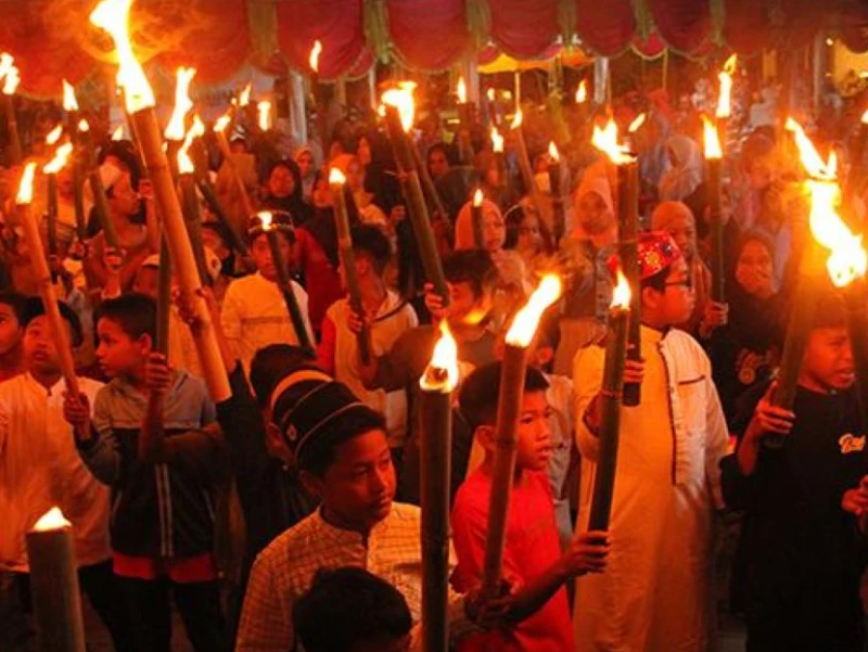 beragam-tradisi-nusantara-menyambut-muharram