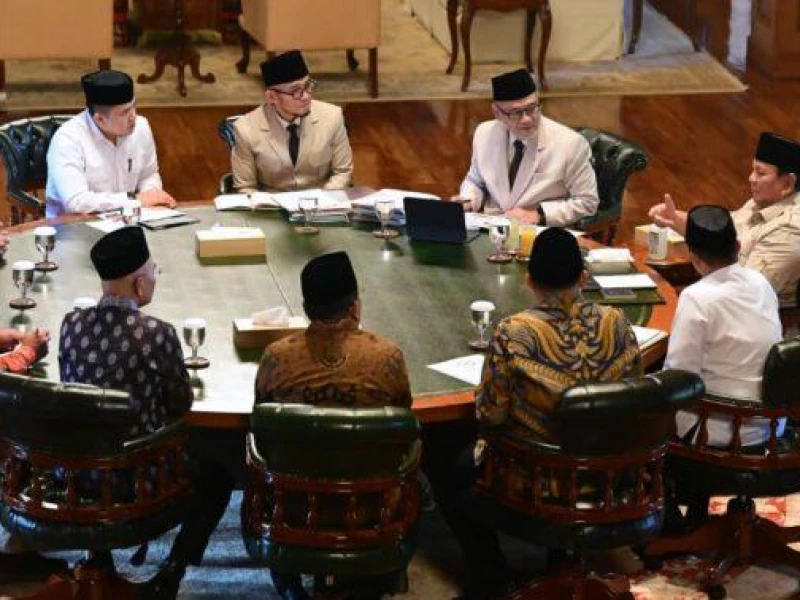 prabowo-apresiasi-penyelenggaraan-haji-2026,-biaya-turun-dan-masa-tunggu-makin-pendek