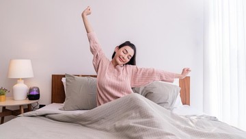 ini-alasan-mengapa-orang-yang-rutin-tidur-jam-9-malam-merasa-lebih-bahagia