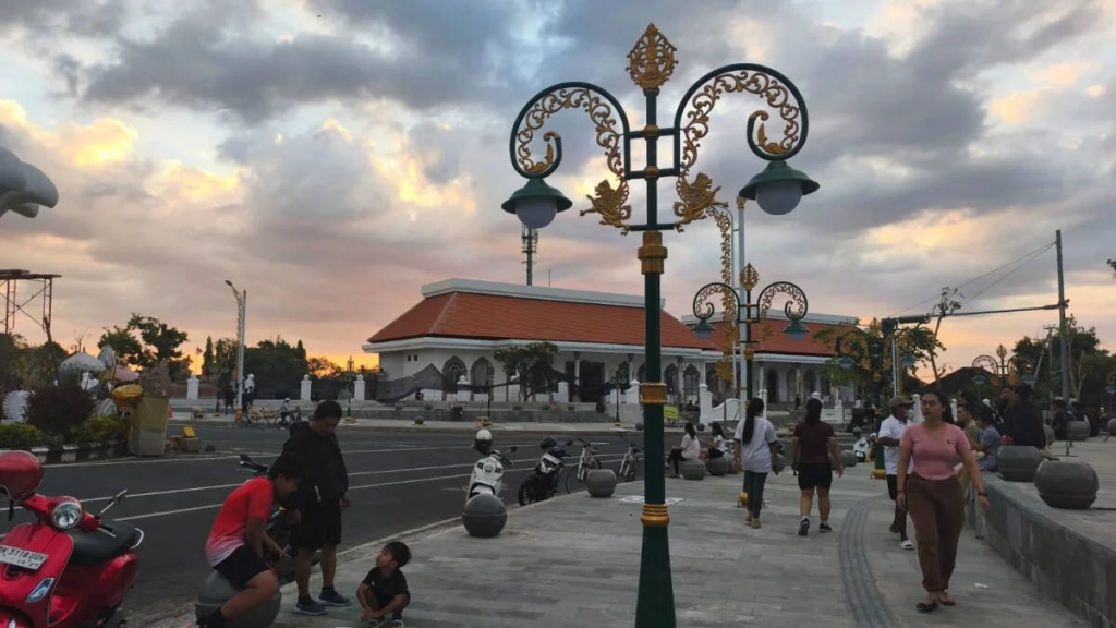 titik-nol-singaraja-punya-wajah-baru,-katanya-mirip-jogja-tapi-versi-penuh-ornamen-singa
