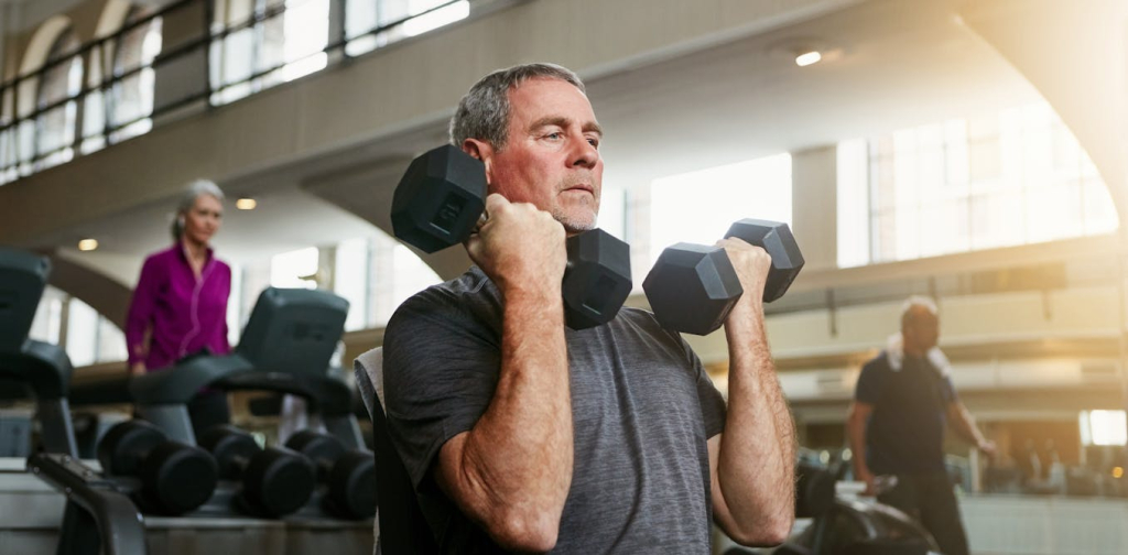 people-who-lift-weights-live-longer-–-new-study