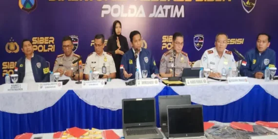 Polda Jatim Ringkus Sindikat Love Scamming Asing Raup Rp1,1 Miliar dari 53 Wanita