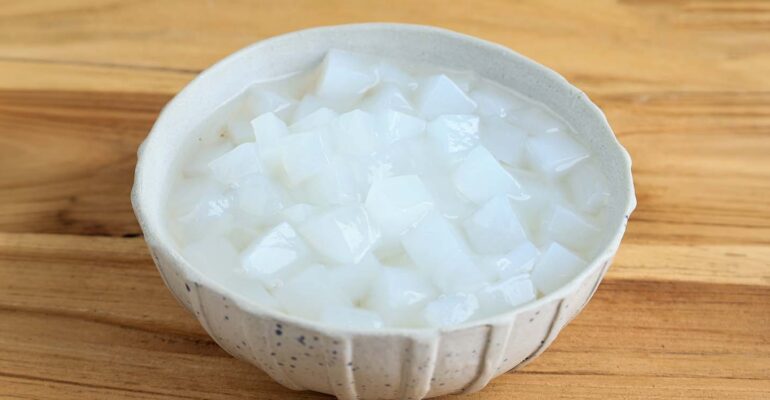 nata-de-coco-dibuat-dengan-urea?-ini-fakta-proses-pembuatannya