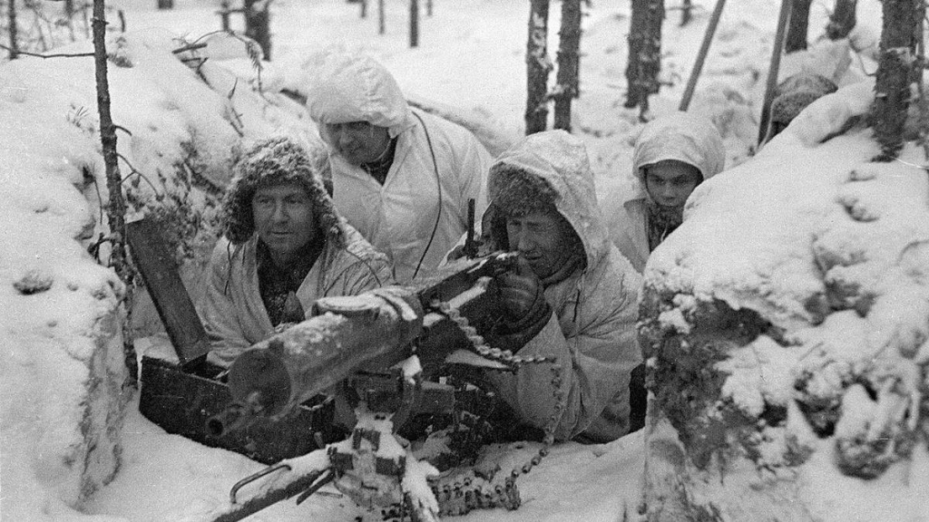 ketika-negara-kecil-yang-tak-siap-perang-diserbu-sejuta-tentara-soviet