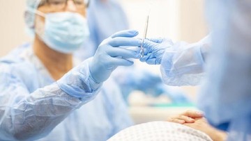 sejarah-operasi-caesar-dalam-persalinan:-ternyata-pertama-kali-bukan-dilakukan-dokter
