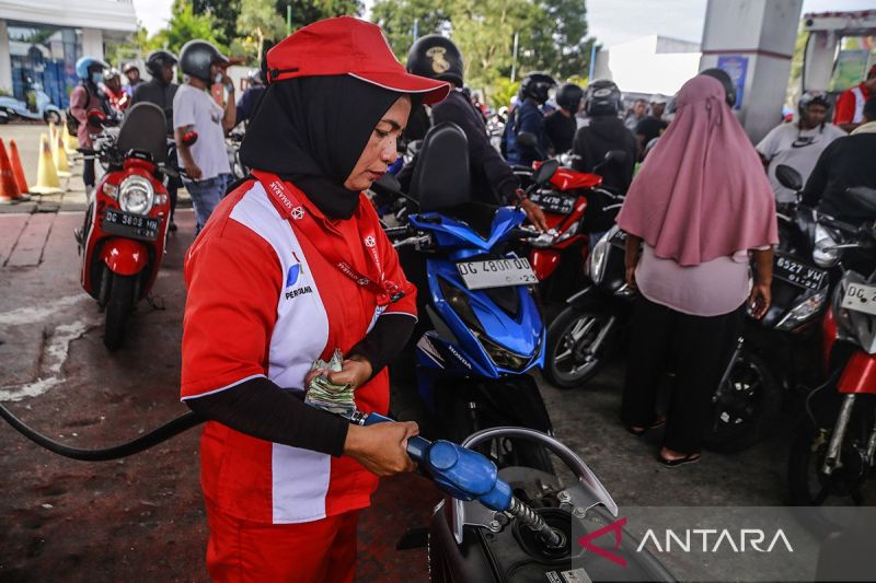 ekonom:-penurunan-harga-bbm-non-subsidi-bantu-perekonomian-masyarakat