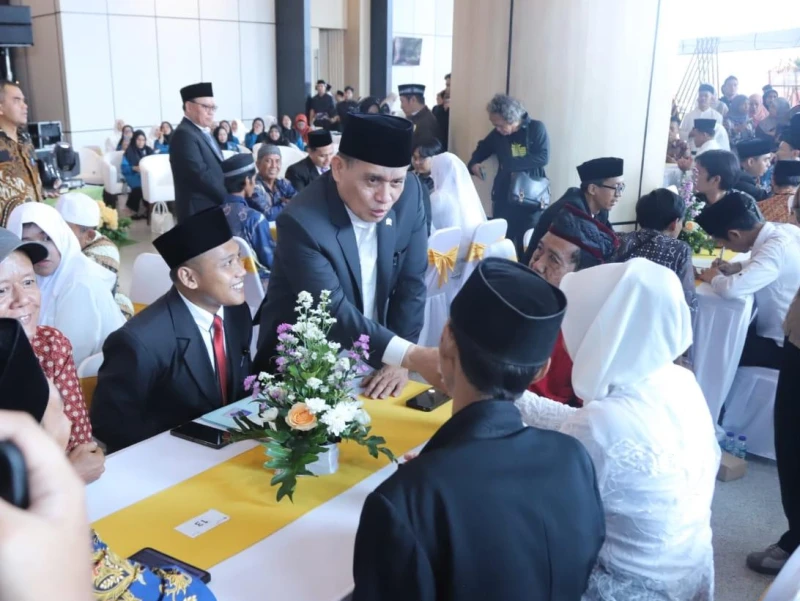 wamenag:-nikah-fest-hadir-bantu-pasangan-tunda-nikah-karena-biaya