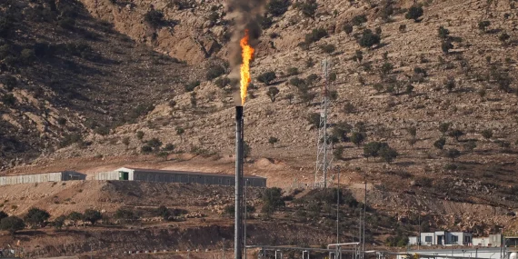 Perusahaan Gila-Gilaan Bakar Gas Ladang Minyak, Cemari Udara dan Panaskan Planet
