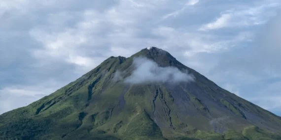 Gunung Semeru Kembali Erupsi, Potensi Bahaya Banjir Lahar