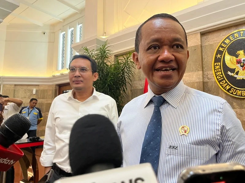 bahlil-ungkap-penyebab-harga-lng-industri-tembus-usd23-per-mmbtu