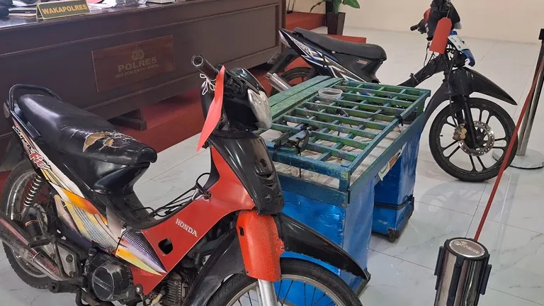 polres-mojokerto-kota-ungkap-kasus-pencurian-motor-penjual-jamu,-pelaku-ditangkap-di-sidoarjo