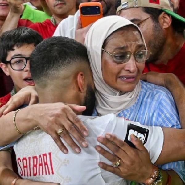 sejumlah-pemain-sepak-bola-dan-ibu-mereka