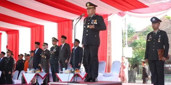 Polres Jombang Rayakan HUT Bhayangkara ke-80 dengan Atraksi dan Simulasi Cepat Tanggap
