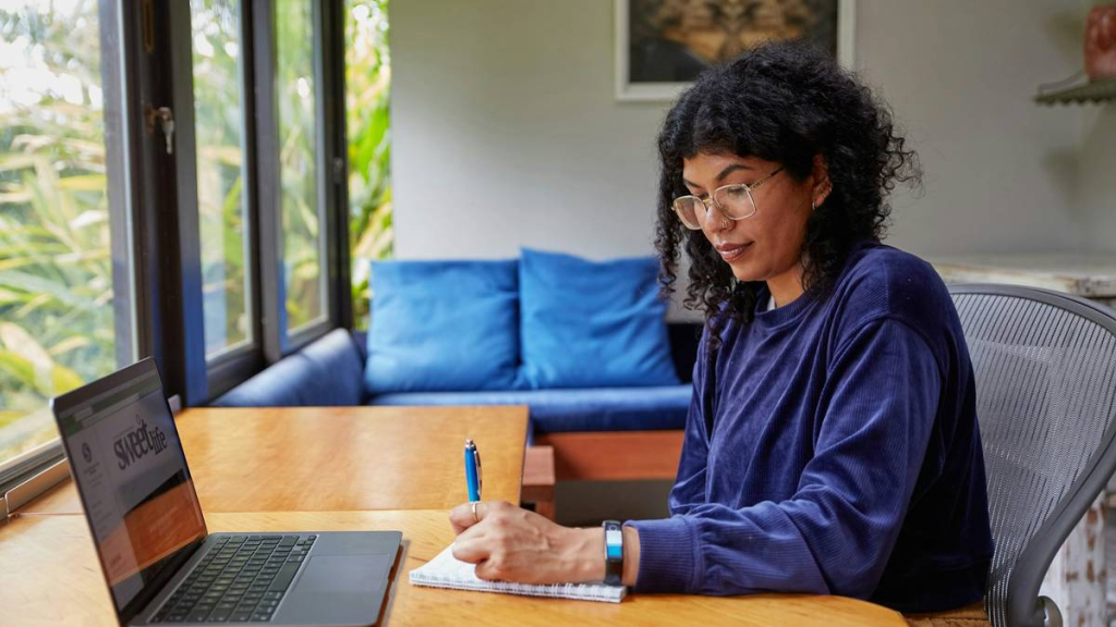 seberapa-seimbang-dunia-kerja-kita?-begini-indeks-life-work-balance-indonesia