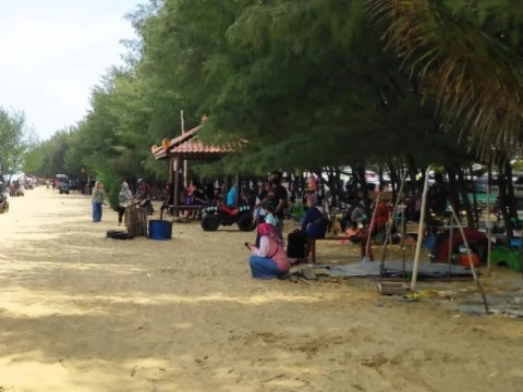 akademisi-soroti-ramainya-wisata-belum-berdampak-signifikan-bagi-umkm