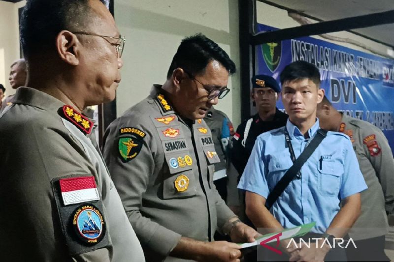 autopsi:-pilot-ama-ditembak-dari-jarak-sangat-dekat