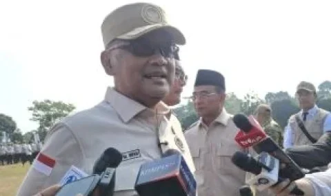 kemenhaj-kaji-biaya-haji-2027,-pertimbangkan-faktor-pelemahan-rupiah-dan-harga-avtur