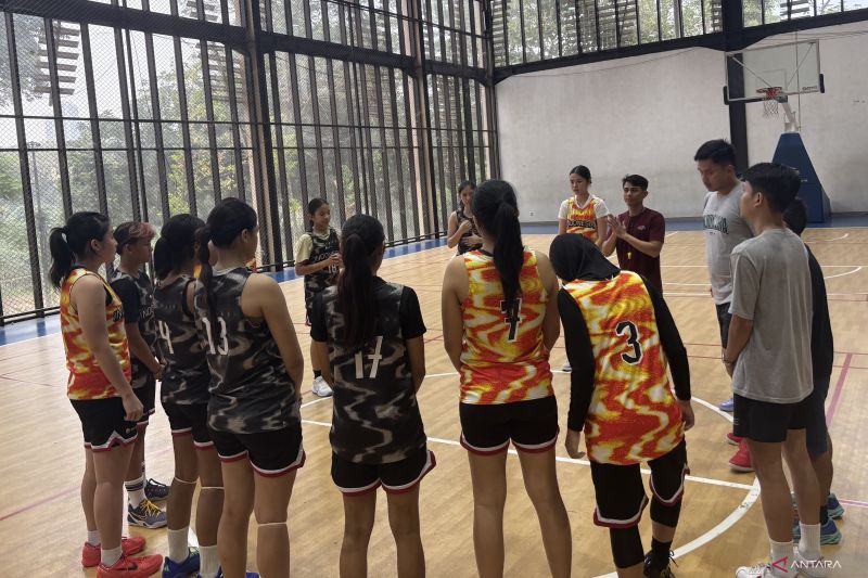 timnas-basket-putri-u18-matangkan-strategi-jelang-piala-asia-fiba-2026
