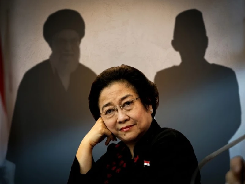 iran,-megawati,-dan-gagapnya-diplomasi-negara