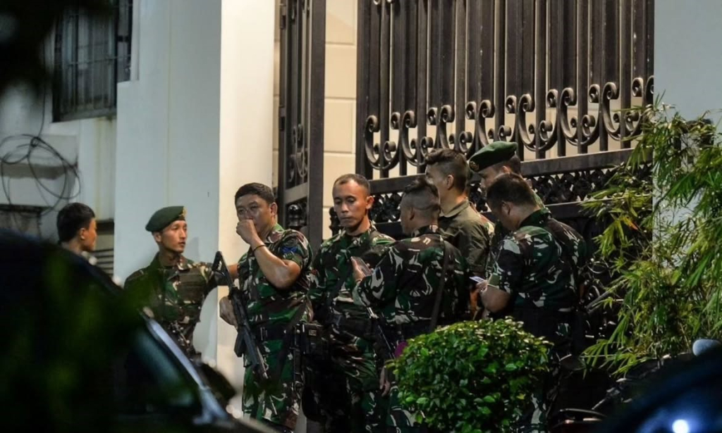 ylbhi-kecam-pelibatan-tentara-dalam-penegakan-hukum,-prabowo-bertanggung-jawab