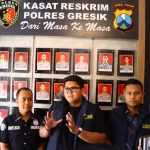 asn-dinas-pmd-gresik-dijebloskan-di-penjara-usai-menjalani-pemeriksaan