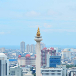 heboh-heboh-emas-74-kg,-lebih-berat-mana-dengan-emas-di-puncak-monas?