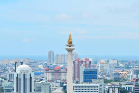 heboh-heboh-emas-74-kg,-lebih-berat-mana-dengan-emas-di-puncak-monas?