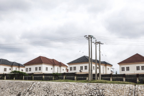 abuja’s-housing-crisis:-why-affordable-homes-stay-out-of-reach-for-low-paid-workers