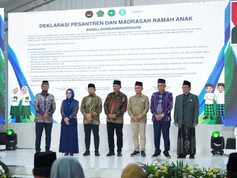 pemerintah-luncurkan-gernas-rana,-usung-lima-pilar-perlindungan-anak-di-pesantren