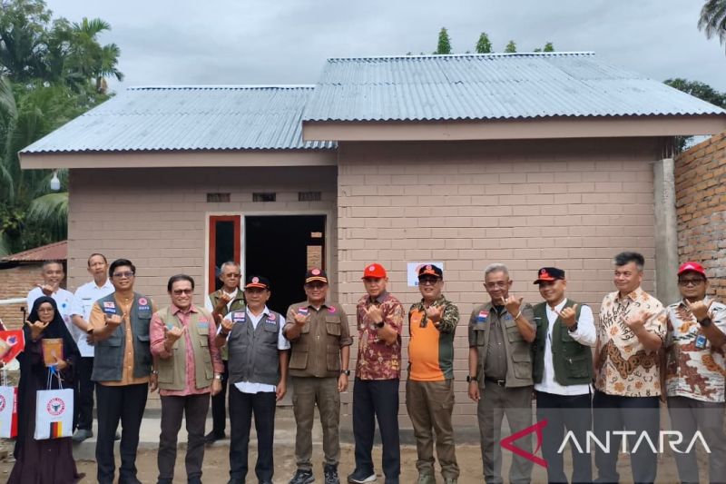 bnpb-perkenalkan-contoh-rumah-huntap-penyintas-banjir-di-sumbar