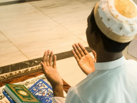 ini-doa-memohon-keturunan-yang-saleh-dan-salehah-dari-surah-ali-imran-ayat-36
