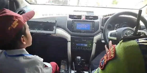 Sempat Tersesat Sepulang Sekolah, Bocah SD di Gresik Selamat Berkat Patroli Polisi