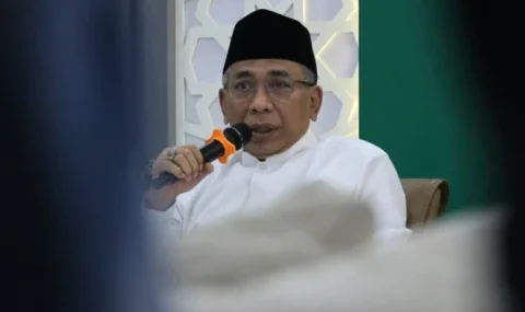 usai-hadiri-pemakaman-sayyid-ali-khamenei,-gus-yahya-serukan-perdamaian