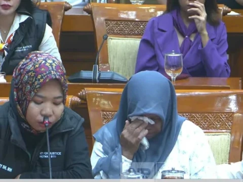 kasus-santri-dibakar,-keluarga-korban-ungkap-dugaan-upaya-oknum-polisi-tutupi-perkara